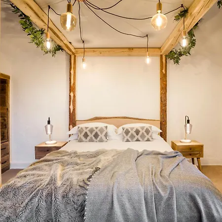 The Gilpin Farmhouse, District Getaway Holiday home Levens