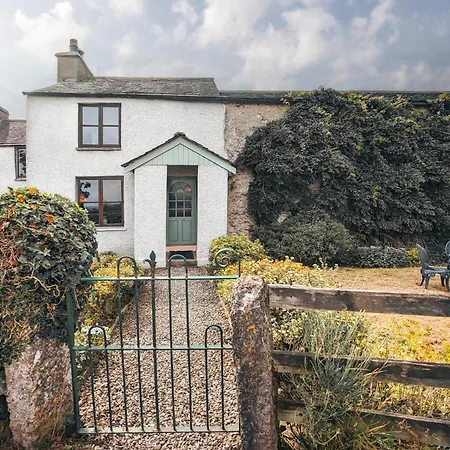 The Gilpin Farmhouse, District Getaway Holiday home *