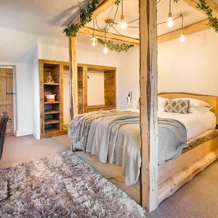 Feriehus The Gilpin Farmhouse, District Getaway - Ridgestone *